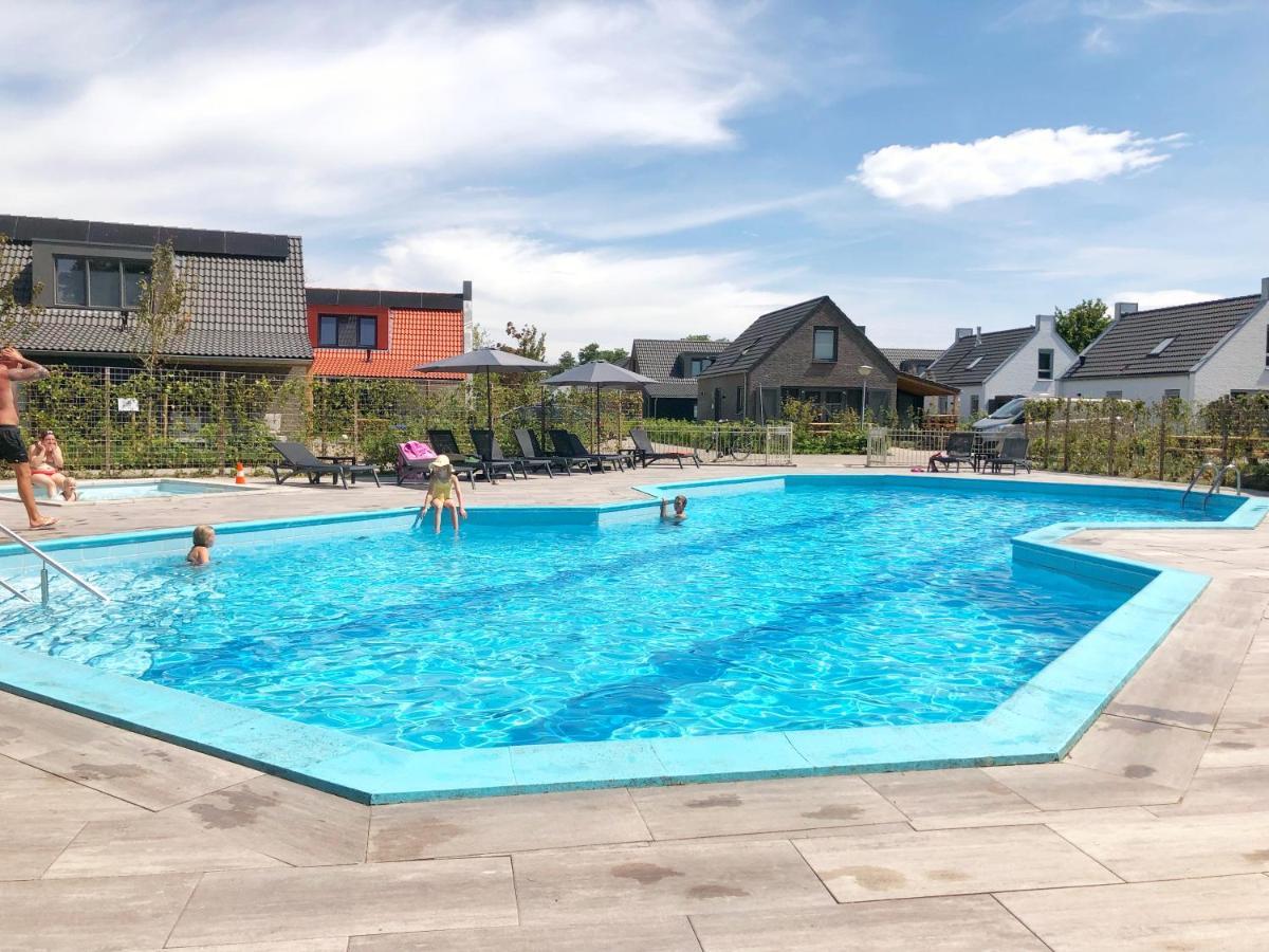 Bungalow 36 Op Recreatiepark De Wielen 신트 마르턴 외부 사진